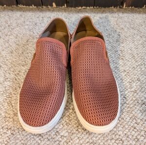 Olukai dusty mauve convertible slip on mule sneakers size 10